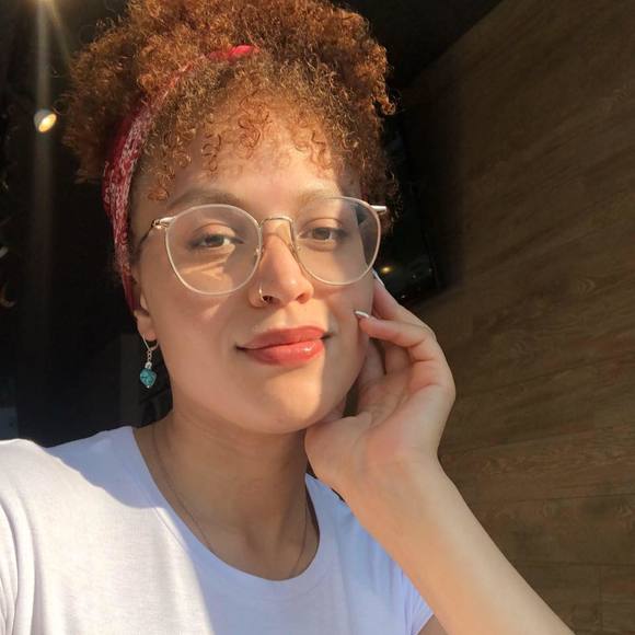 Meet your Posher, Emma - Picture 1 of 1